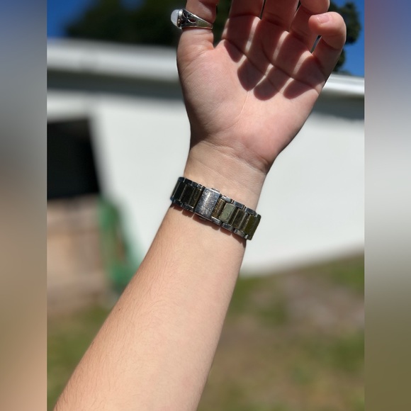 Two Toned Gold & Silver Micheal Kors Watch - Picture 3 of 8